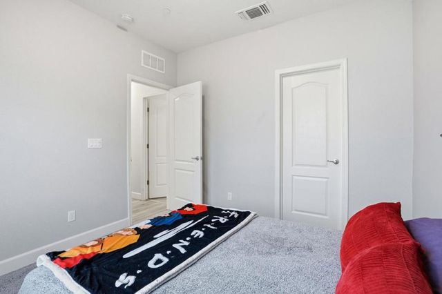 618 Machado Street, Los Banos, CA 93635