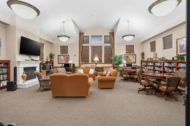 618 Machado Street, Los Banos, CA 93635