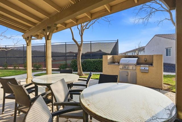 618 Machado Street, Los Banos, CA 93635