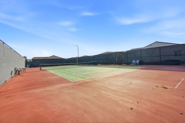 618 Machado Street, Los Banos, CA 93635