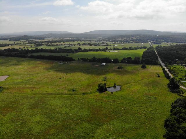 14806 Prairie Grove Lake Road, Prairie Grove, AR 72753