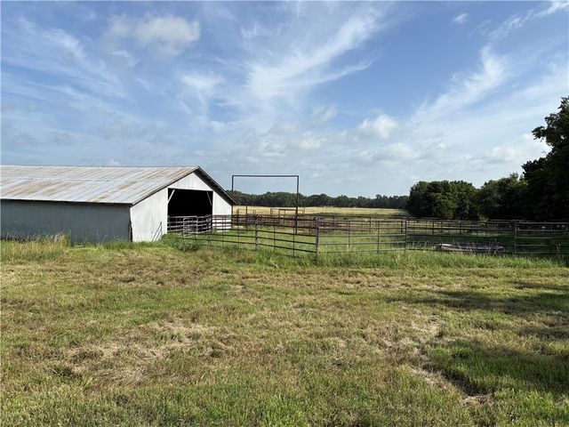 14806 Prairie Grove Lake Road, Prairie Grove, AR 72753