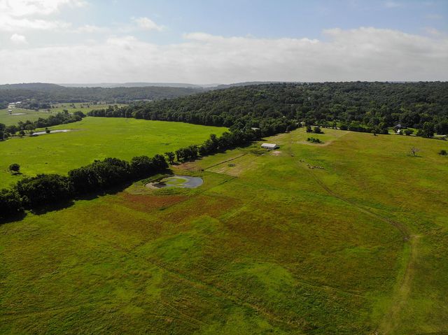 14806 Prairie Grove Lake Road, Prairie Grove, AR 72753
