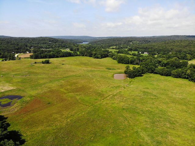 14806 Prairie Grove Lake Road, Prairie Grove, AR 72753