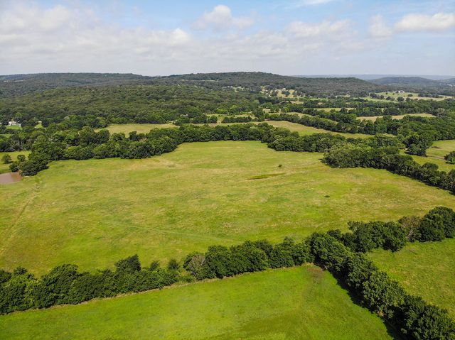 14806 Prairie Grove Lake Road, Prairie Grove, AR 72753
