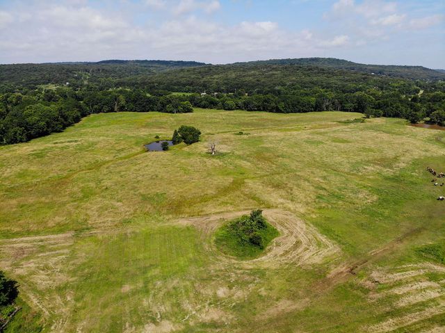 14806 Prairie Grove Lake Road, Prairie Grove, AR 72753