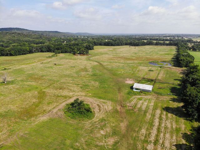 14806 Prairie Grove Lake Road, Prairie Grove, AR 72753