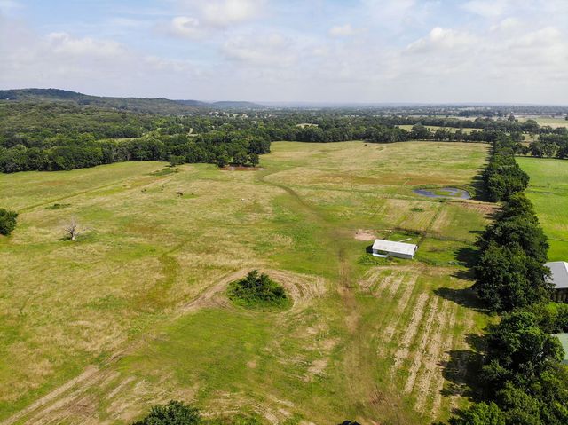 14806 Prairie Grove Lake Road, Prairie Grove, AR 72753