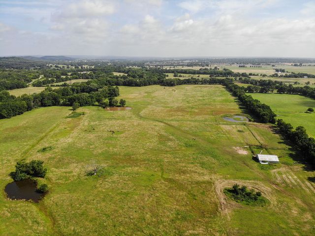 14806 Prairie Grove Lake Road, Prairie Grove, AR 72753