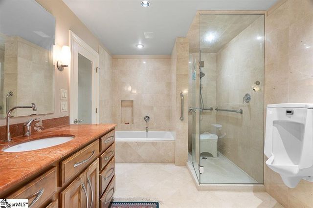 325 Lanham Circle, Spartanburg, SC 29307