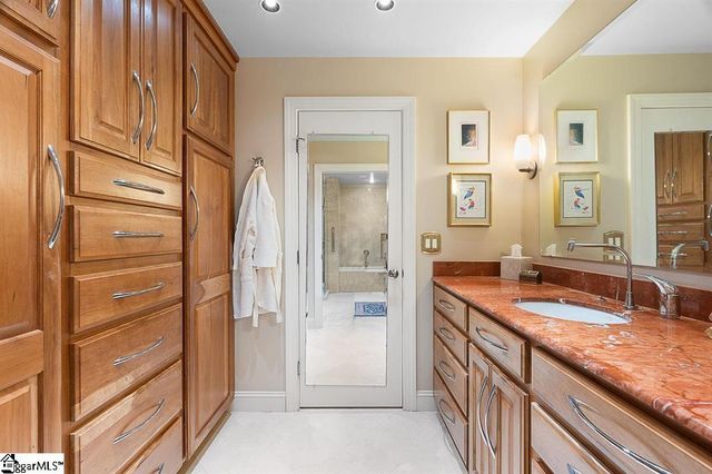 325 Lanham Circle, Spartanburg, SC 29307