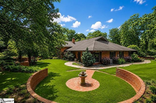 325 Lanham Circle, Spartanburg, SC 29307