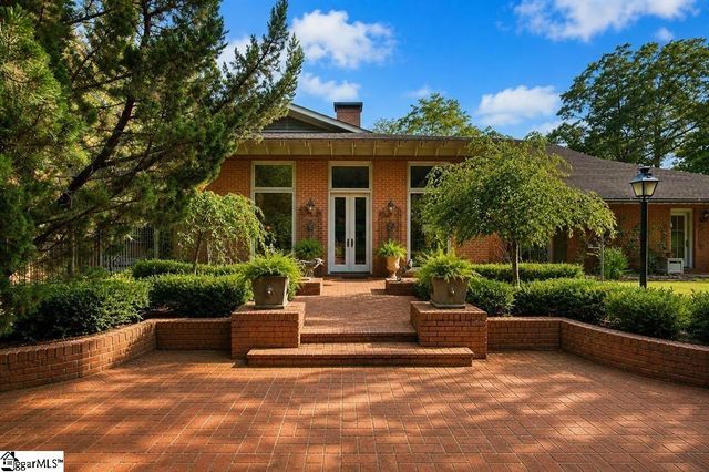 325 Lanham Circle, Spartanburg, SC 29307