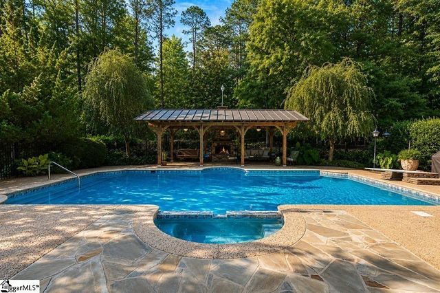 325 Lanham Circle, Spartanburg, SC 29307