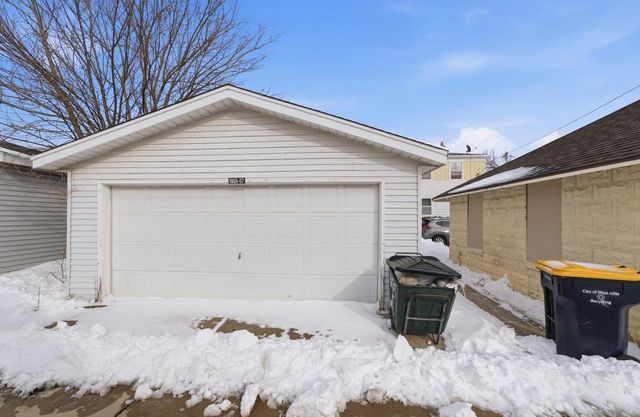 1955 S 57th STREET, West Allis, WI 53219