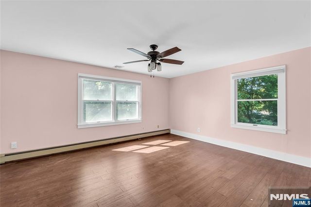 233 Rivervale Road, River Vale, NJ 07675