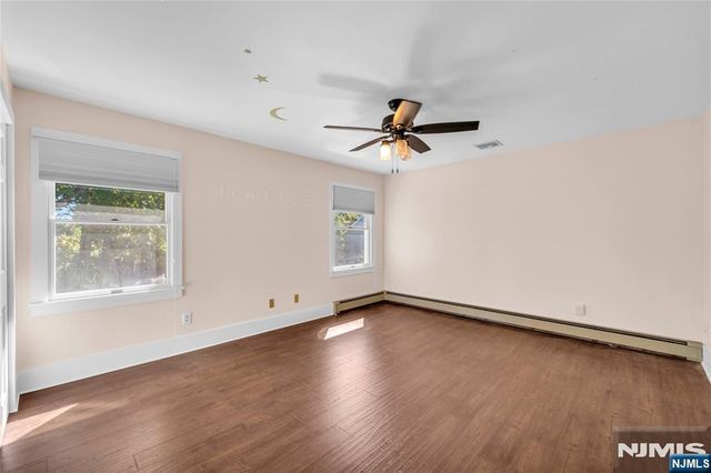 233 Rivervale Road, River Vale, NJ 07675
