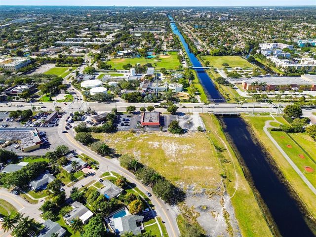 3900 NW 37th Street, Lauderdale Lakes, FL 33309