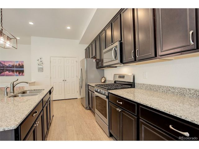 6717 Golden Briar Ln, Colorado Springs, CO 80927