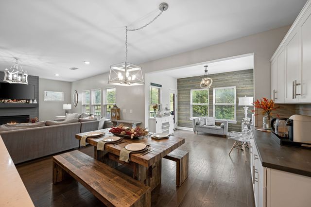 1717 Boardwalk Pl, Gallatin, TN 37066