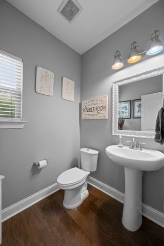 1717 Boardwalk Pl, Gallatin, TN 37066