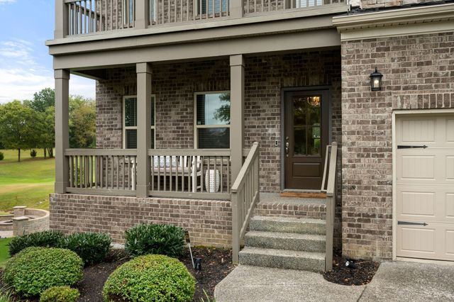 1717 Boardwalk Pl, Gallatin, TN 37066