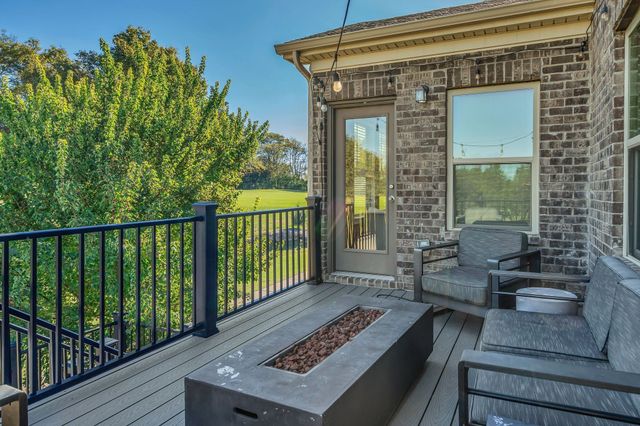 1717 Boardwalk Pl, Gallatin, TN 37066