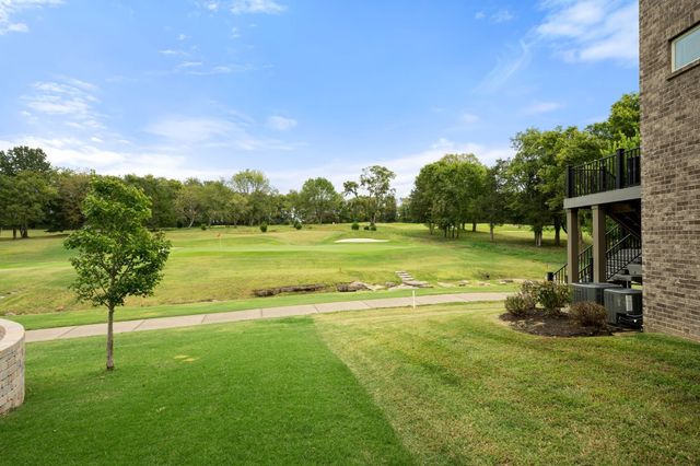 1717 Boardwalk Pl, Gallatin, TN 37066