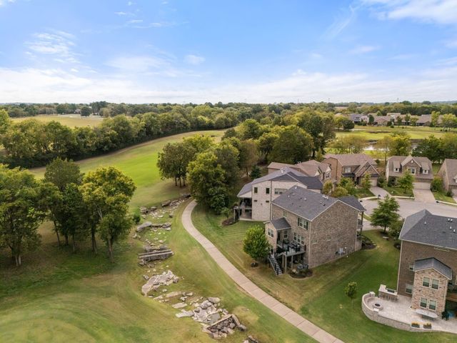 1717 Boardwalk Pl, Gallatin, TN 37066