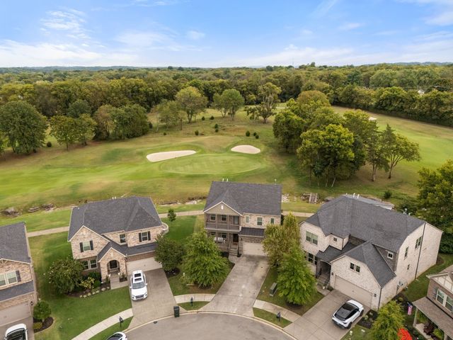 1717 Boardwalk Pl, Gallatin, TN 37066