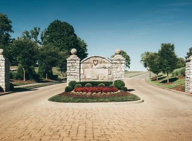 1717 Boardwalk Pl, Gallatin, TN 37066