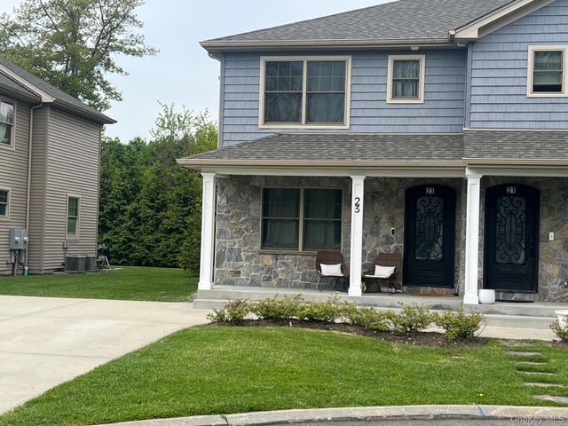23 Caruso Way, Glen Cove, NY 11542