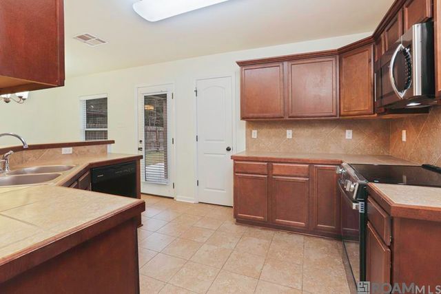 13166 Ribbonwood Dr, Denham Springs, LA 70726