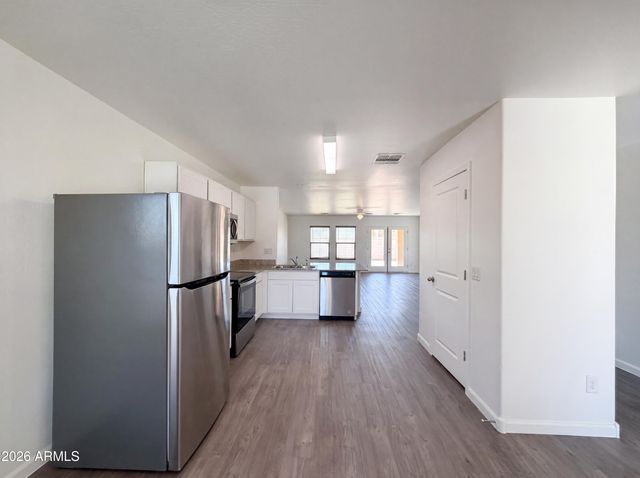 781 S SILVERCREEK Lane, Casa Grande, AZ 85122