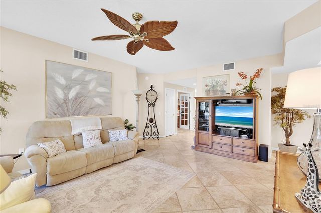 4533 CINNAMON DRIVE 2707, Sarasota, FL 34238