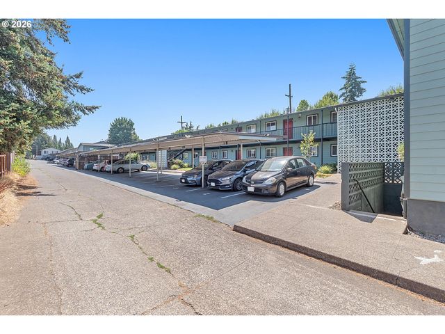9333 N LOMBARD St 19, Portland, OR 97203