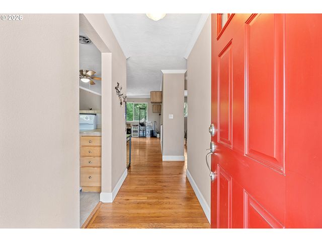 9333 N LOMBARD St 19, Portland, OR 97203