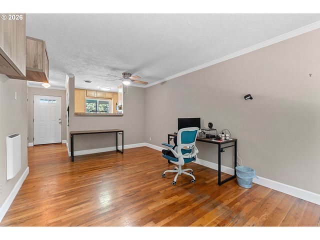 9333 N LOMBARD St 19, Portland, OR 97203