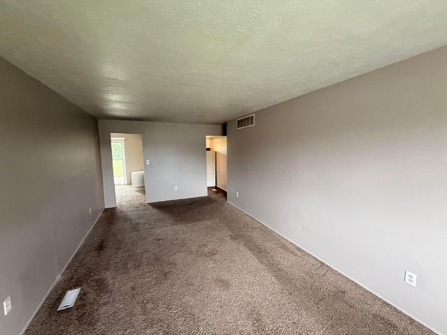 58 Huber Village Boulevard, Westerville, OH 43081