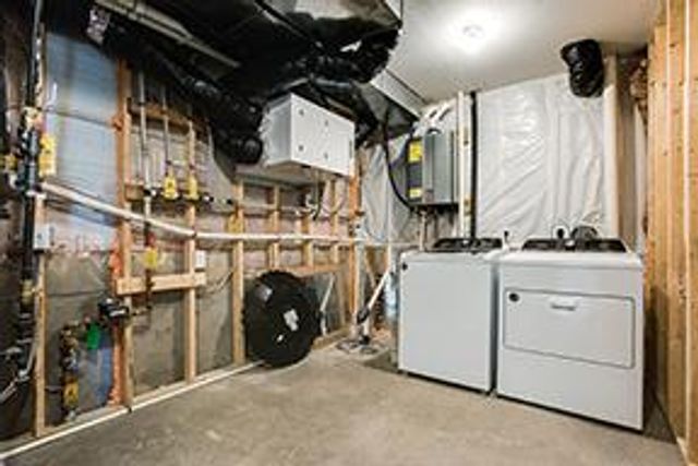 17476 Dulles Lane, Lakeville, MN 55044