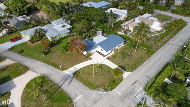 7220 Clarke Road, Lake Clarke Shores, FL 33406