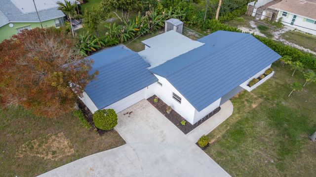 7220 Clarke Road, Lake Clarke Shores, FL 33406