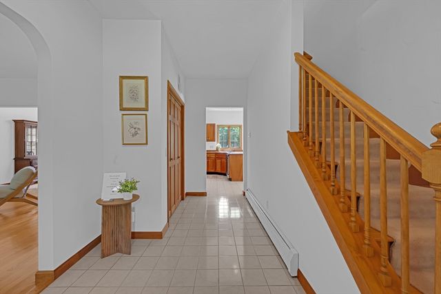 320 Marshall St, Paxton, MA 01612