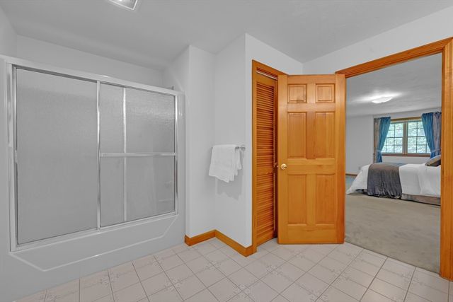 320 Marshall St, Paxton, MA 01612