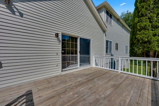 320 Marshall St, Paxton, MA 01612