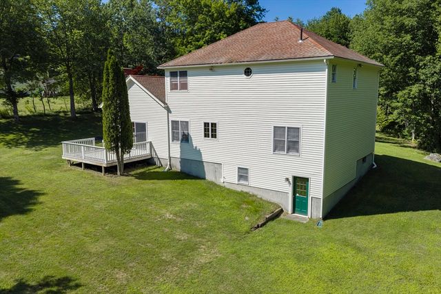 320 Marshall St, Paxton, MA 01612