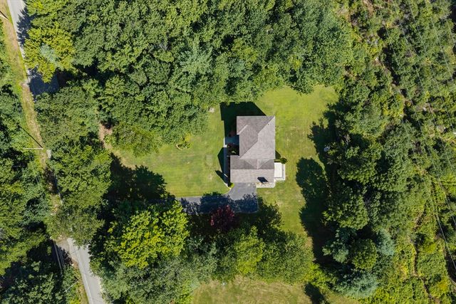320 Marshall St, Paxton, MA 01612