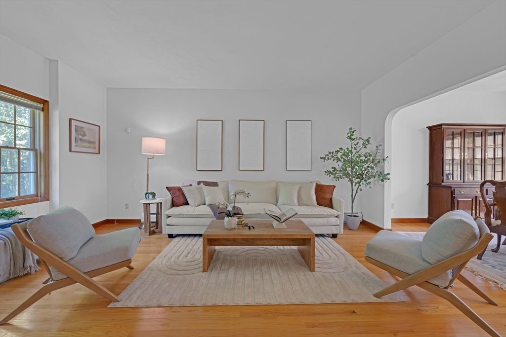 320 Marshall St, Paxton, MA 01612