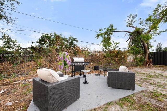 3521 NW 171st Ter, Miami Gardens, FL 33056