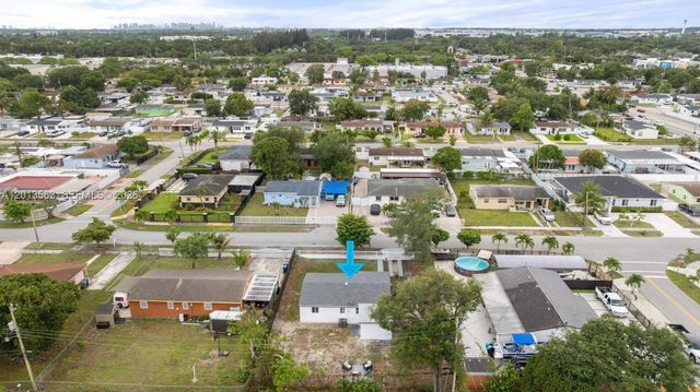 3521 NW 171st Ter, Miami Gardens, FL 33056
